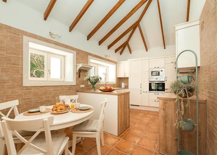 La Casita, In The Heart Of *